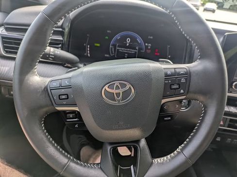 Used 2026 Toyota Camry SE w/ Convenience Package FWD image 24