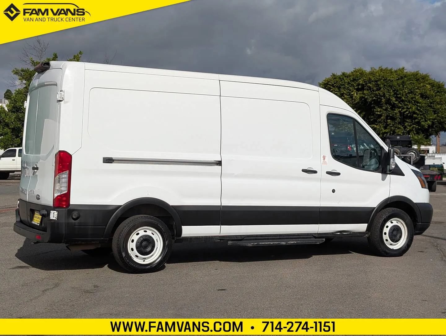 Used 2019 Ford Transit 150 148 Medium Roof RWD image 2