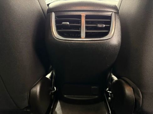 Used 2023 Chevrolet Malibu LT image 26