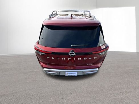 Certified 2023 Nissan Pathfinder SL image 32