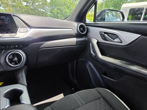Used 2021 Chevrolet Blazer LT FWD image 17
