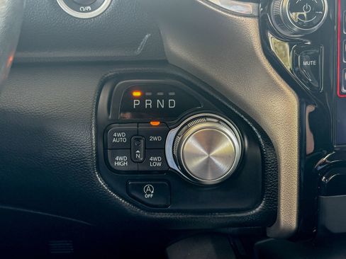 Used 2020 RAM 1500 Laramie AWD/4WD image 27