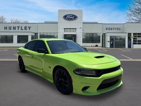 Used 2023 Dodge Charger Scat Pack w/ Plus Group RWD image 3