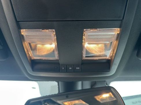 Used 2023 Dodge Challenger R/T w/ Plus Package image 20