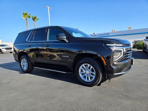 Used 2025 Chevrolet Tahoe LT AWD/4WD image 1