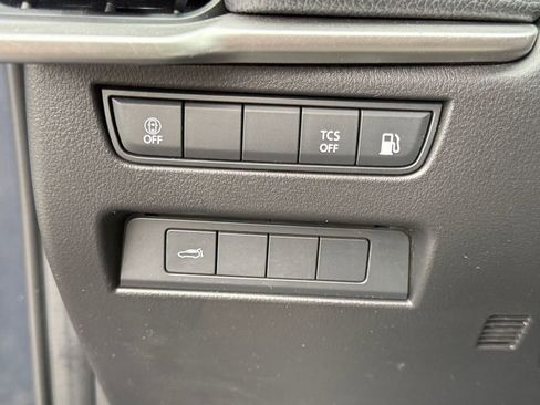 Used 2024 MAZDA CX-90 Plug-In Hybrid w/ Preferred AWD/4WD image 23