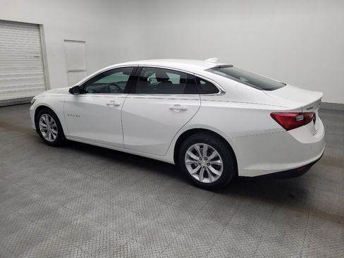 Used 2025 Chevrolet Malibu LT image 3