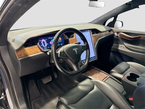 Used 2020 Tesla Model X Long Range image 8