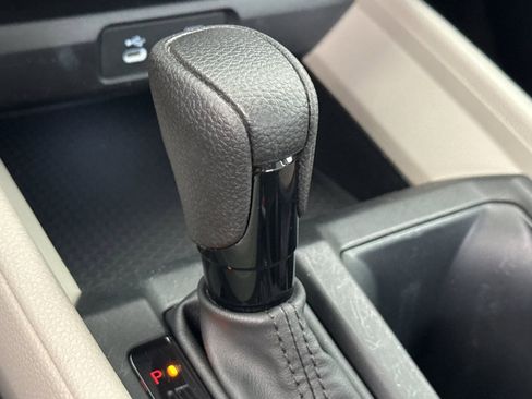 Certified 2023 Honda Accord LX image 16