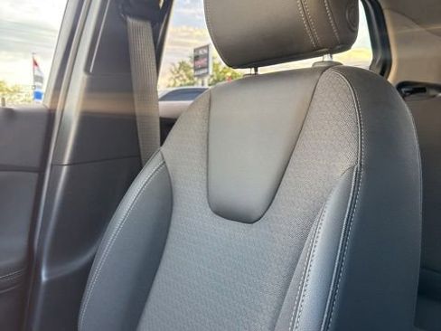 Used 2023 Buick Encore GX Select w/ Safety Package II FWD image 19