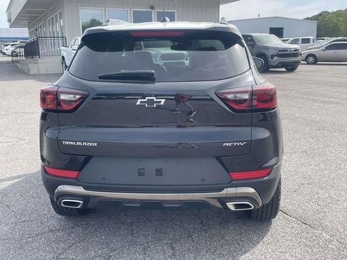 Used 2024 Chevrolet TrailBlazer ACTIV w/ Convenience Package FWD image 5