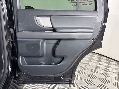 Used 2025 Ford Expedition Active AWD/4WD image 26