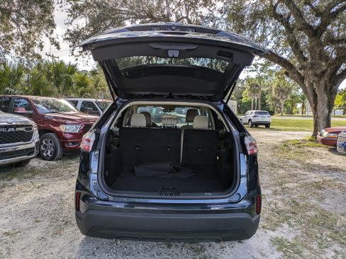 Used 2024 Ford Edge SE AWD/4WD image 12