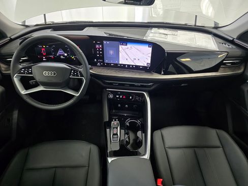 New 2025 Audi Q5 Premium Plus image 17