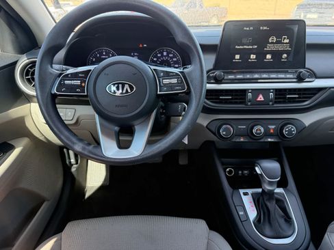 Used 2021 Kia Forte LXS FWD image 11