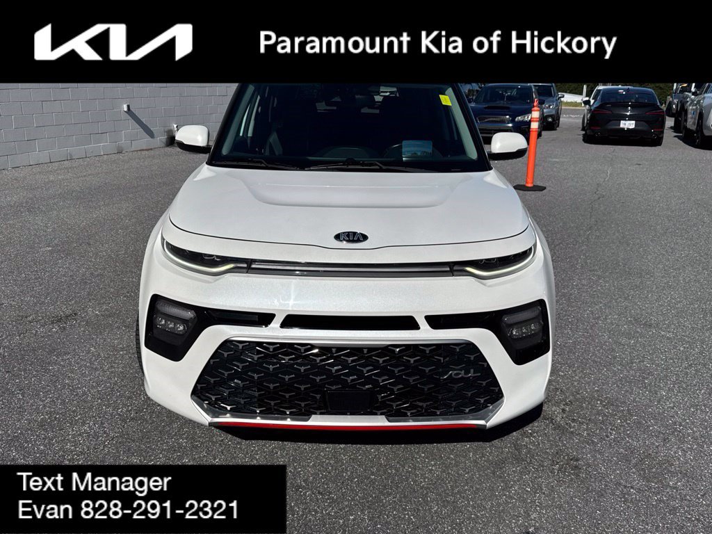 Used 2021 Kia Soul Turbo FWD image 2