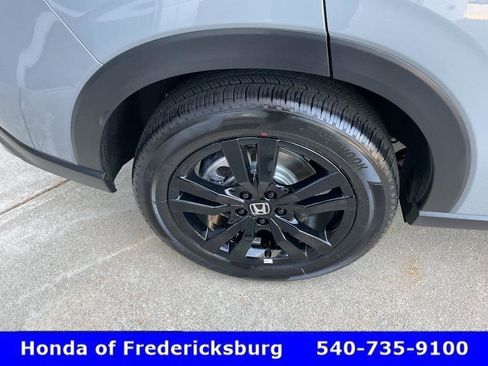 Used 2026 Honda HR-V Sport image 12