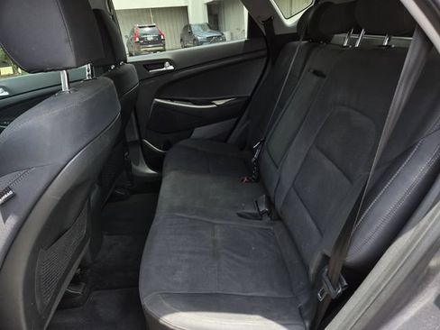 Used 2020 Hyundai Tucson SE FWD image 17