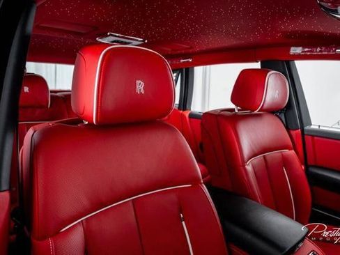 Used 2024 Rolls-Royce Phantom Sedan RWD image 41
