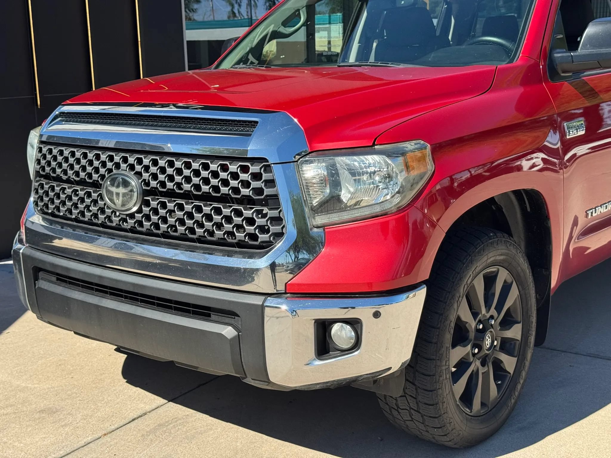 Used 2020 Toyota Tundra SR5 w/ SR5 Convenience Package RWD image 28
