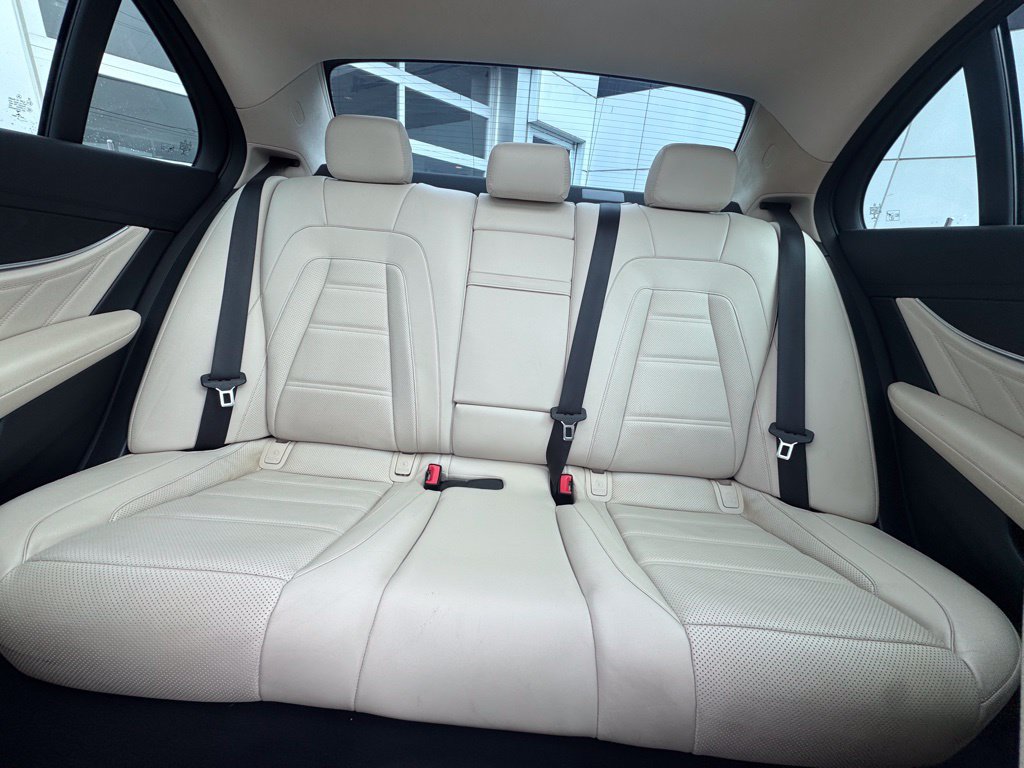 Used 2019 Mercedes-Benz E 63 AMG S w/ Driver Assistance Package image 21