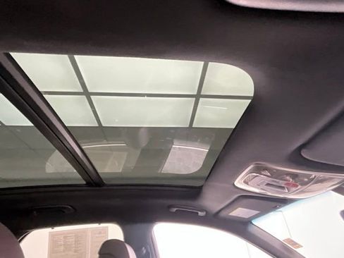 Used 2023 Genesis GV70 2.5T w/ Advanced Package image 6