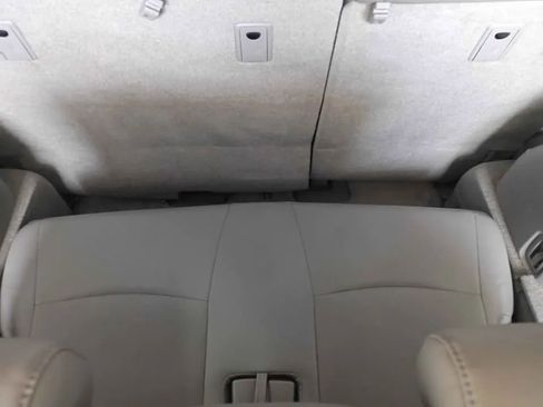 Used 2006 Toyota Highlander Sport AWD/4WD image 14