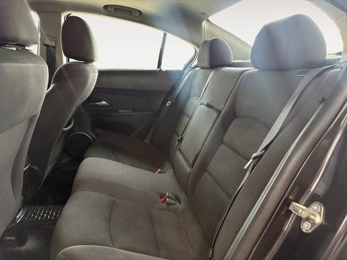Used 2015 Chevrolet Cruze LT w/ Sun And Sound Package FWD image 11