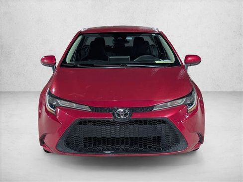 Certified 2020 Toyota Corolla LE image 2
