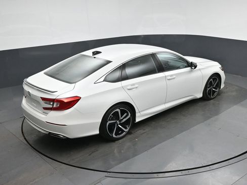 Used 2022 Honda Accord Sport image 61