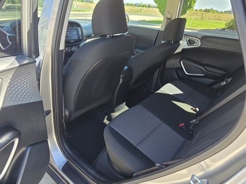 Used 2022 Kia Soul LX w/ Technology Package FWD image 15