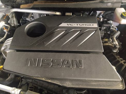 Used 2022 Nissan Rogue SV FWD image 30