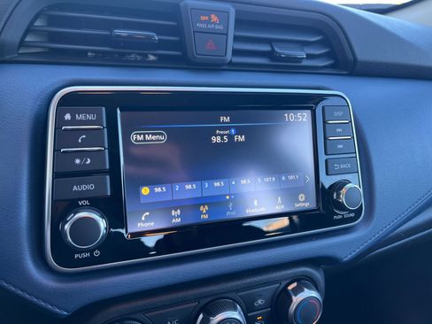 Used 2025 Nissan Versa SV image 20