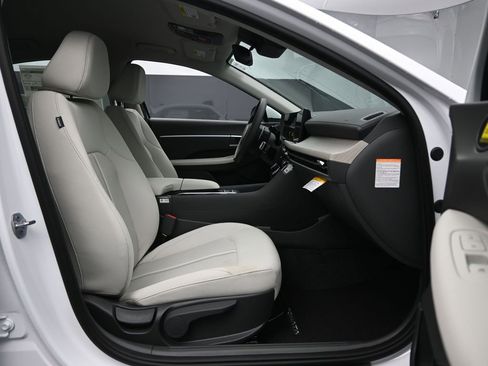 New 2026 Hyundai Sonata Blue FWD image 29