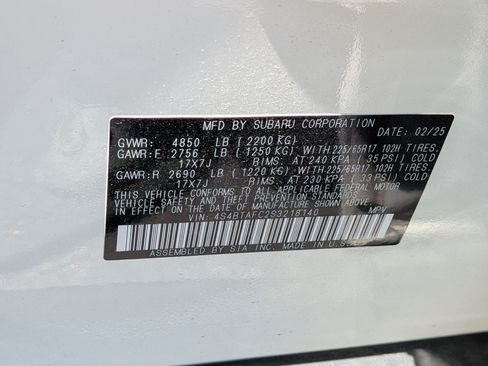 Used 2025 Subaru Outback Premium AWD/4WD image 32