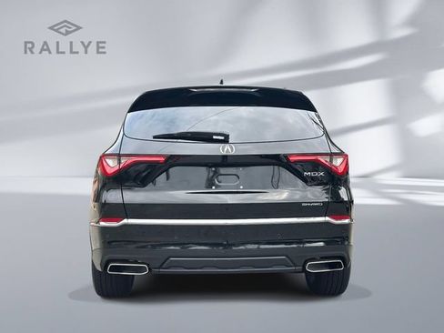 Certified 2024 Acura MDX w/ Technology Package AWD/4WD image 4