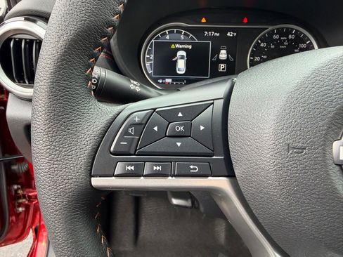 New 2025 Nissan Versa SR w/ Trunk Package image 20