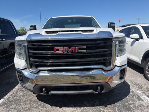 Used 2020 GMC Sierra 2500 4WD Crew Cab Standard Bed w/ Convenience Package image 2
