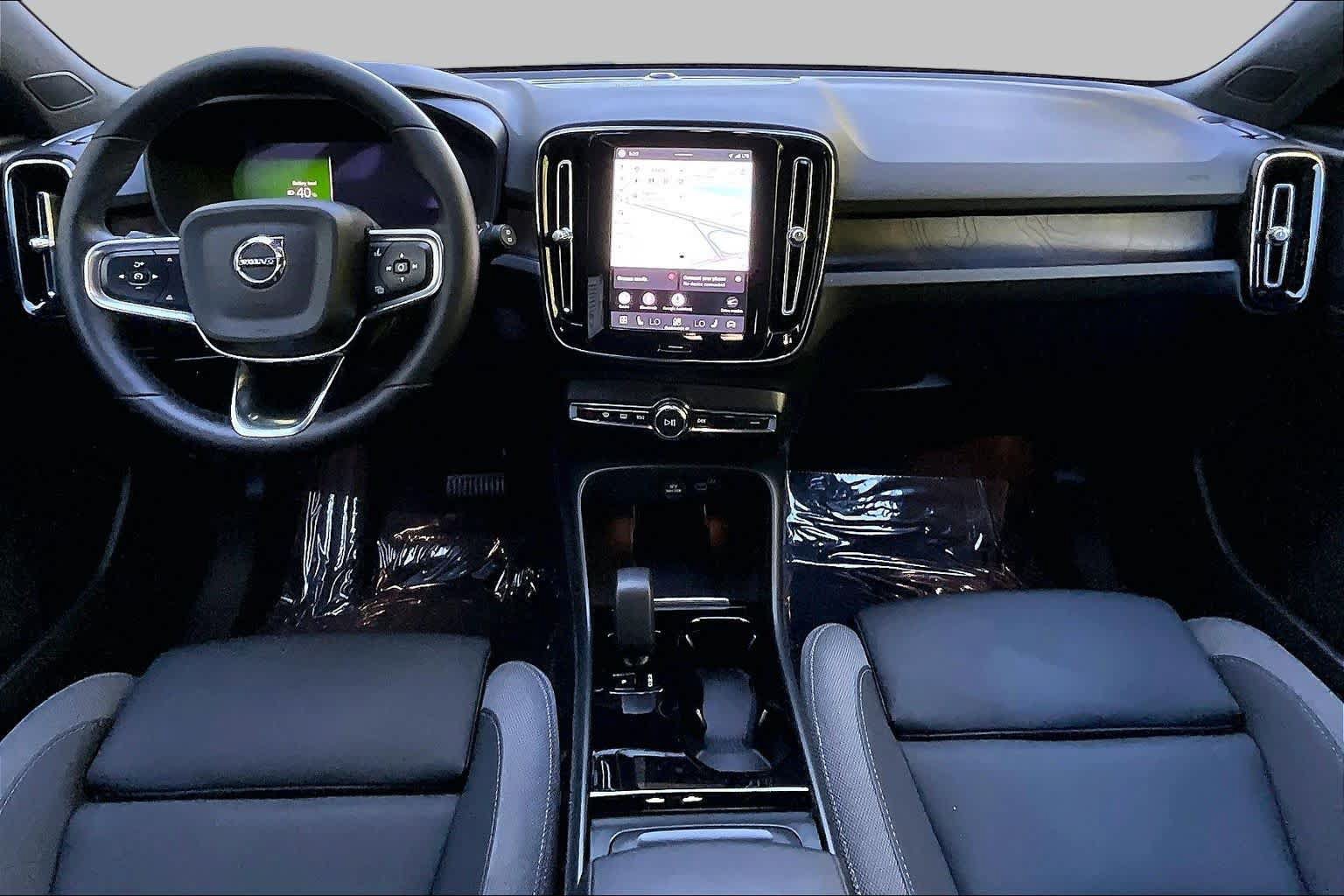 Used 2023 Volvo XC40 Recharge Core AWD/4WD image 14