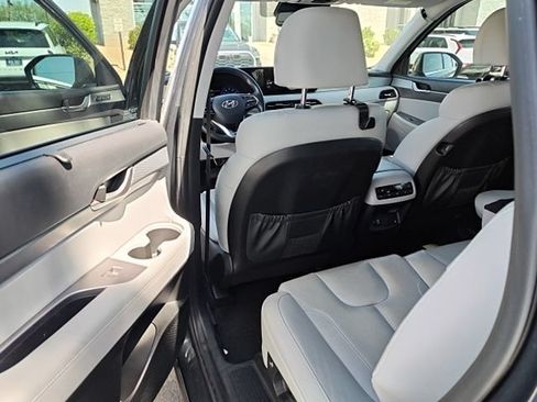 Used 2021 Hyundai Palisade SEL FWD image 7
