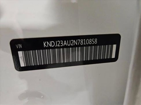 Used 2022 Kia Soul LX image 23