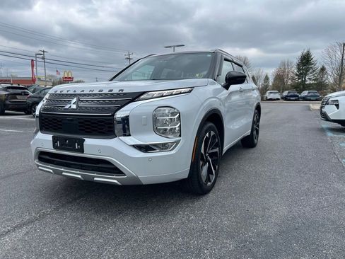 Used 2024 Mitsubishi Outlander SEL AWD/4WD image 5