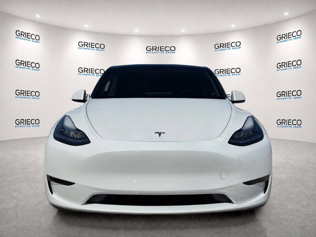 Used 2023 Tesla Model Y Long Range AWD/4WD image 2