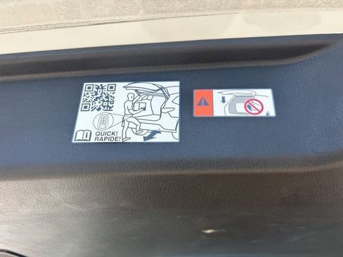 Used 2024 Toyota Grand Highlander AWD Hybrid image 13