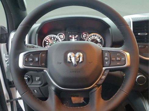 New 2026 RAM 1500 Big Horn AWD/4WD image 16