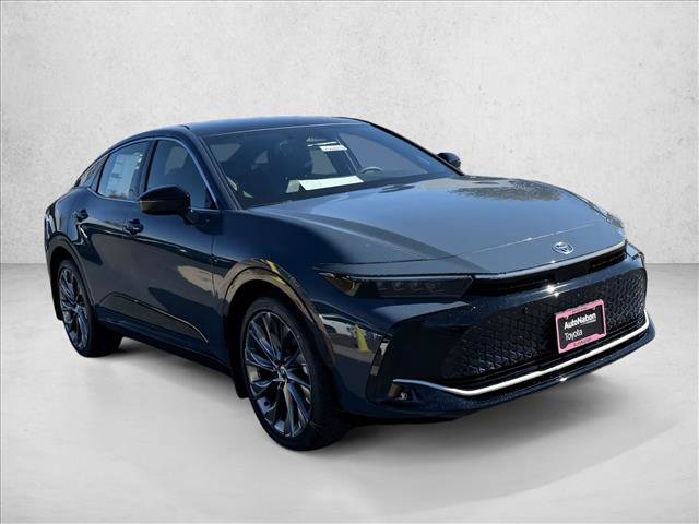 New 2027 Toyota Crown AWD/4WD image 3