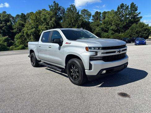 Used 2020 Chevrolet Silverado 1500 RST image 3