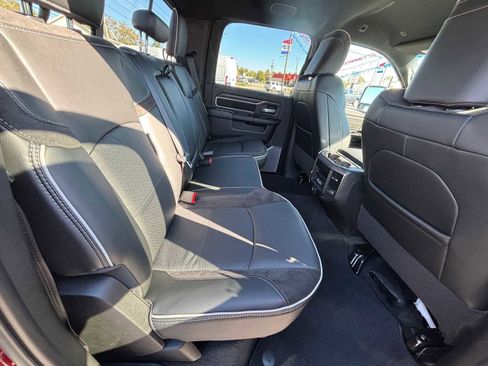 New 2026 RAM 2500 Laramie AWD/4WD image 13