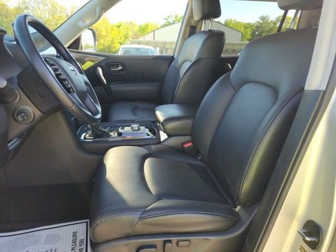 Used 2024 Nissan Armada SV AWD/4WD image 20