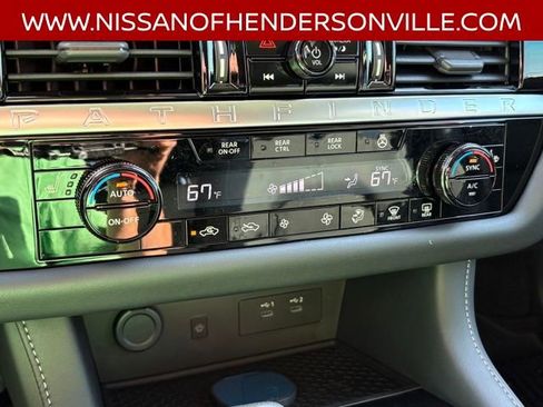 New 2026 Nissan Pathfinder SL AWD/4WD image 15